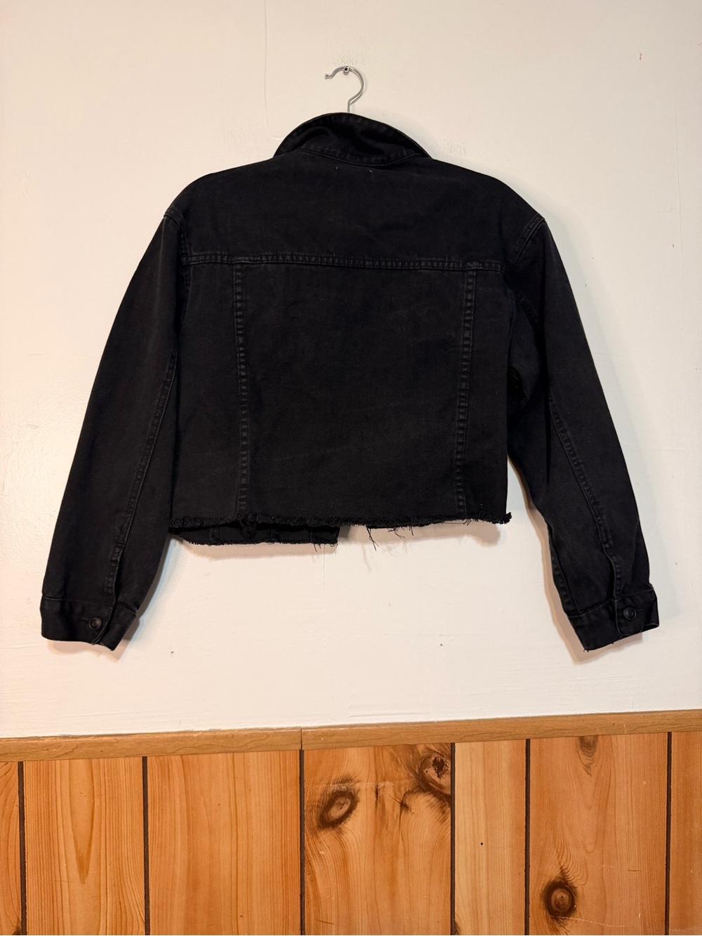 miami Black Cropped Denim Jacket with Raw Hem - Picture 2 of 3